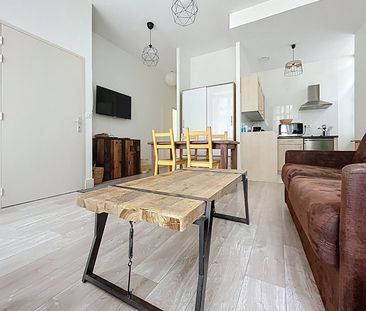 Location Appartement 2 pièces 41m² LA ROCHELLE 17000 - Photo 3