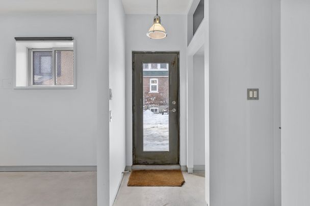 For Lease - 301 Euclid Avenue Unit# Lane, Toronto, Ontario - Photo 1