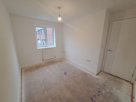 3 bedroom semi-detached house to rent - Photo 3