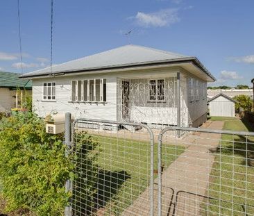 Neat and Tidy Home in Booval! - Photo 6
