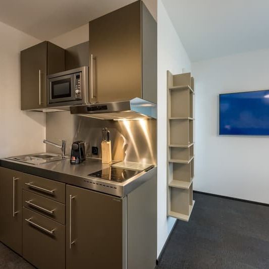 "neues möbliertes Studio an sehr zentraler Lage in Kriens" - Foto 1