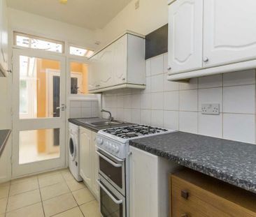 1 bedroom house to rent - Photo 2