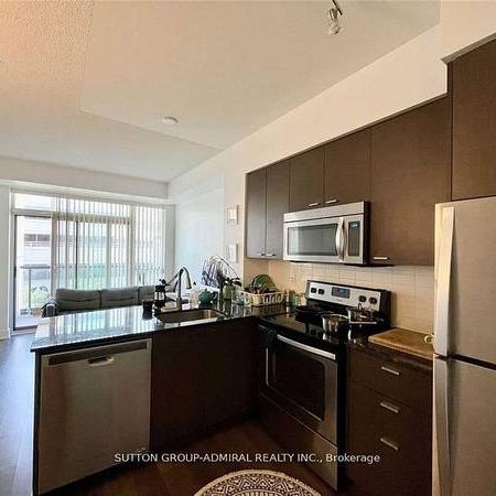 Yonge / Sheppard Luxurious 1Bdrm Open Concept Kitchen Near Park - Photo 3