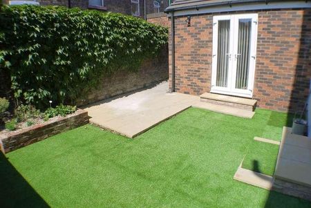 Broughton Drive, Liverpool, L19 - Photo 4