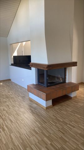 Charmante 4.5-Zimmer-Dachwohnung an der Alten Obfelderstrasse in Affoltern am Albis - Foto 2