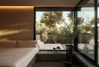 Luxury Villa for rent in Los Monteros, Spain