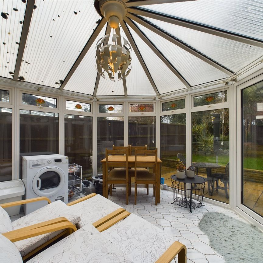 Winchester Drive, Maidenhead Winchester Drive, Maidenhead - Photo 1