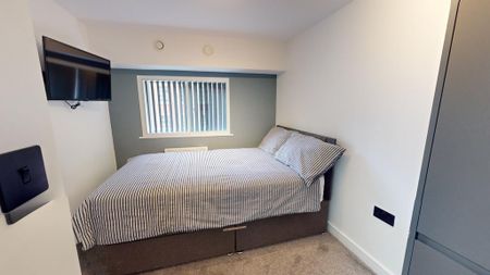 3 bedroom terraced house to rent - Photo 5
