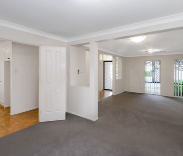 204 Saturn Crescent, Bridgeman Downs QLD 4035 - House For Rent | Do... - Photo 6