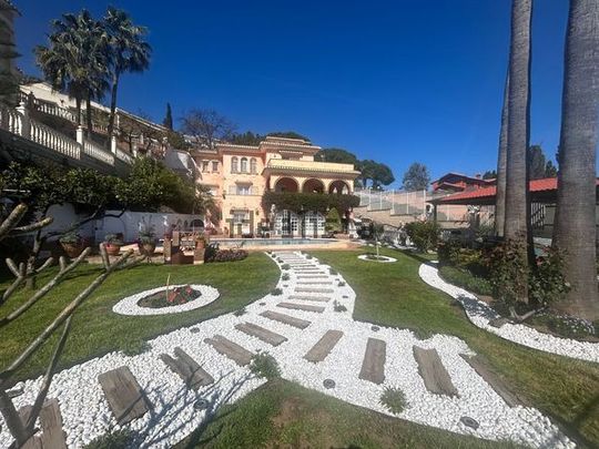 Alquiler de estudio en Calle Amanecer, 48 - Photo 1