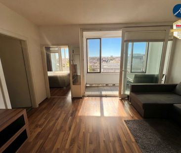 Neuwertige 2-Zimmer Wohnung mit 2 Loggien und Auto-Stellplatz - Photo 2