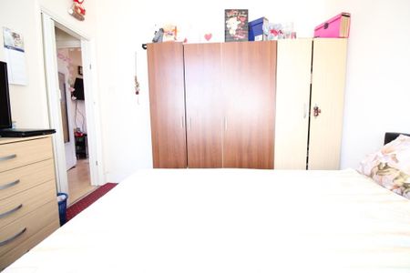 Vicarage Farm Road, Hounslow - Photo 4