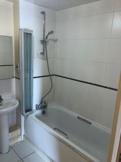 Cleeve Way, SM1 - Photo 4