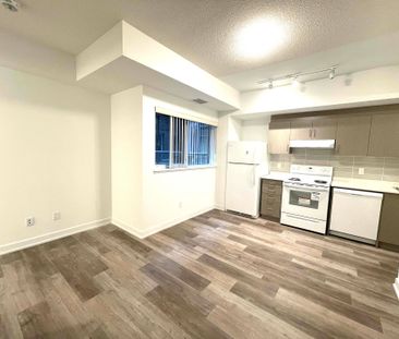 For Lease - 231 College Street Unit# 202R, Toronto, Ontario - Photo 1