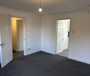 Tempsford, Welwyn Garden City - Photo 4