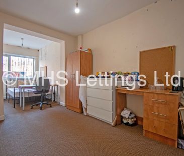 25 Park View Road, Leeds, LS4 2LG - Photo 2