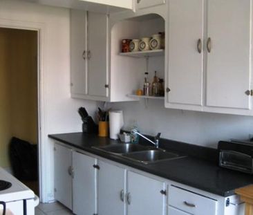 20 - 350 Chapel Street - Photo 2