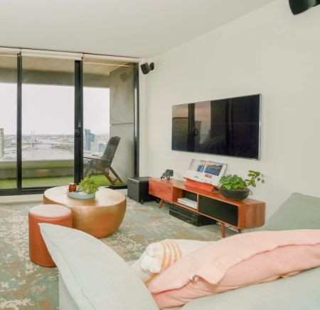 3706/200 Spencer Street, Melbourne - Photo 3