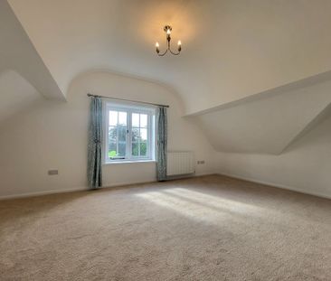 6 bedroom semi-detached to let - Photo 4