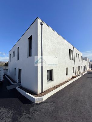 Location Appartement 3 pièces 66m² AFA 20167 - Photo 1