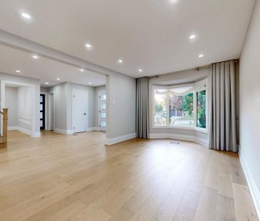 For Lease - 19 Timpson Drive, Aurora, Ontario - Photo 2