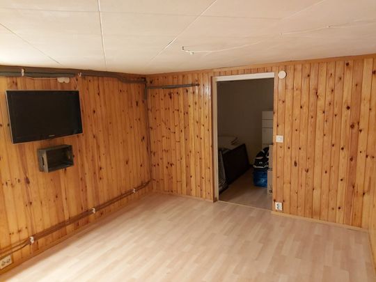 Gamla riksvägen, Kållered - Photo 1