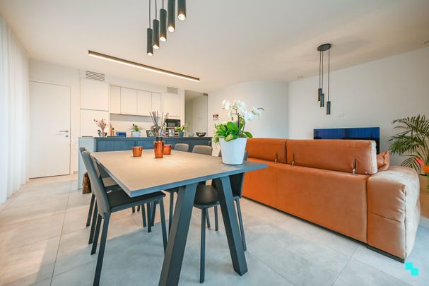 Uniek hoekappartement in blok IV van residentie Blauwpoorte - Photo 1