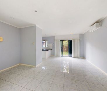 WELL LOCATED VILLA - Photo 1