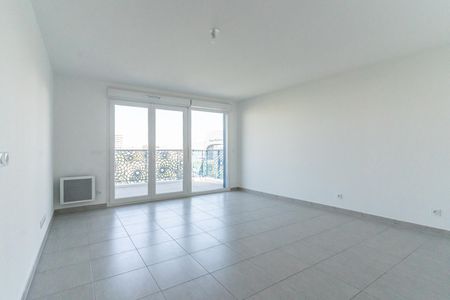 location Appartement F3 DE 66m² À MARSEILLE - Photo 5