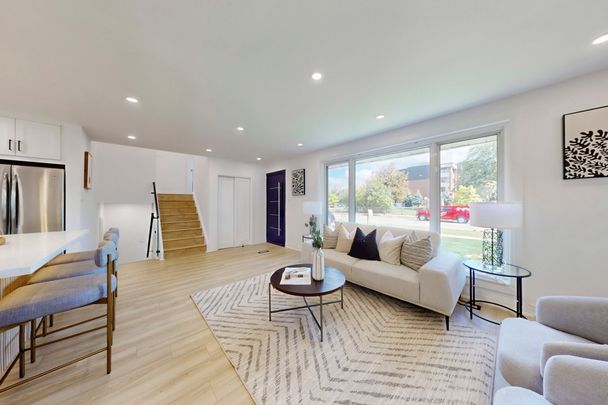 For Lease - 1354 Kelly Road, Mississauga, Ontario - Photo 1