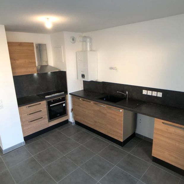 Appartement T2 à EYBENS - Photo 1