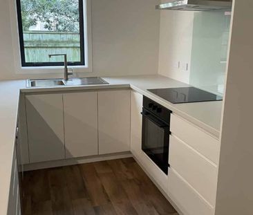 WOW on Worcestor! - Photo 4