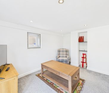 23 Seagrave Road, S12 - Photo 6