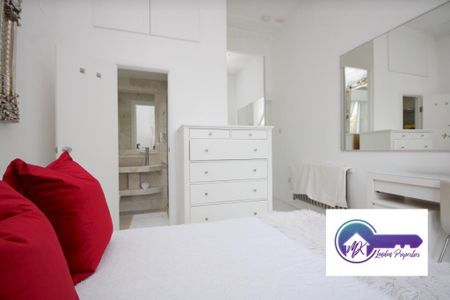 1 bedroom in a flat share to rent - Photo 5