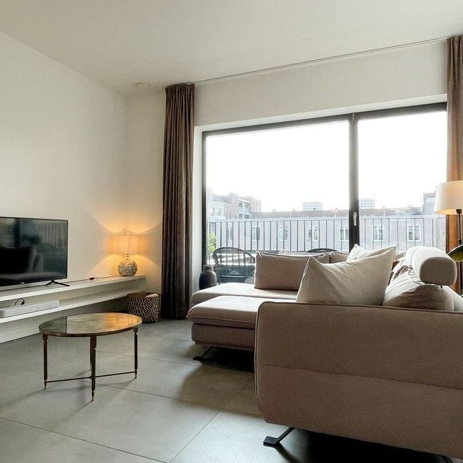 Appartement te huur in Antwerpen voor € 1.670 met 3 slaapkamers - Photo 1