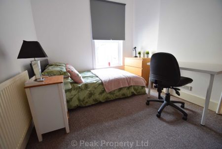 Room 2 - Lovely House Share Room 2, Albert Road, Southend On Sea - Photo 2