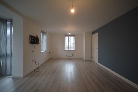 4 bedroom detached house to rent - Photo 5