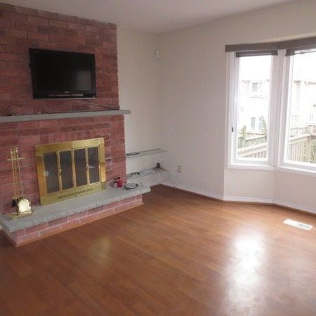 For Lease - 33 Dewberry Drive, Markham, Ontario - Photo 3