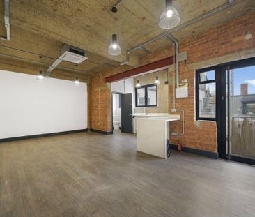 Studio to rent - Photo 4