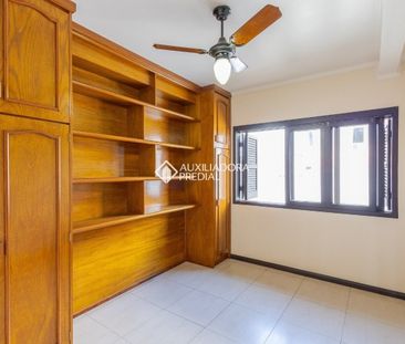 Casa com 6 quartos e 350m² para alugar em Harmonia, Canoas. - Photo 5