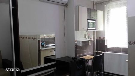 Garsoniera -sec. 2, Electronicii - Photo 3
