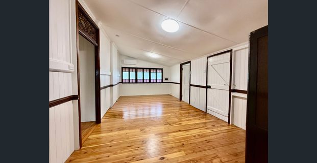 Sheds and land galore! - Photo 1