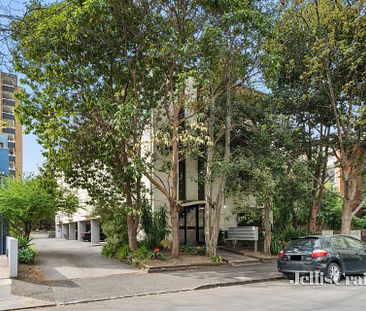 14/14 Tivoli Rd, South Yarra - Photo 1