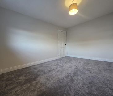 11 Glenview Drive, Lurgan, BT66 7ES - Photo 2