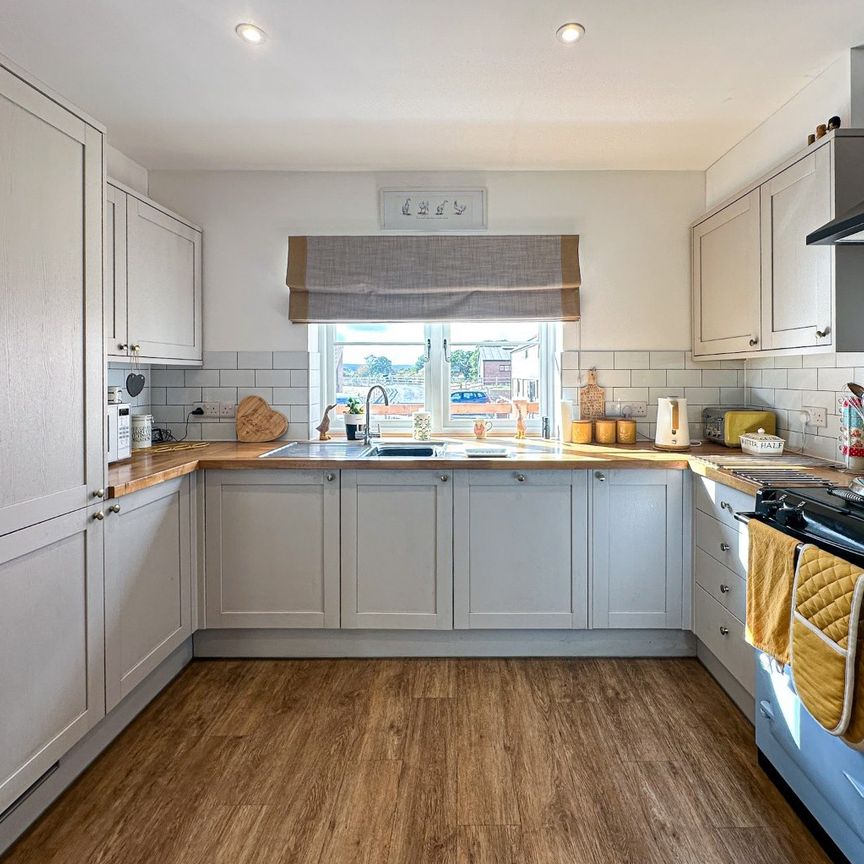 Grooms Cottage, Wilstock Farm, Bridgwater, Somerset - Photo 1