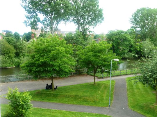 Kennet Walk, Reading, RG1 3GG - Photo 1