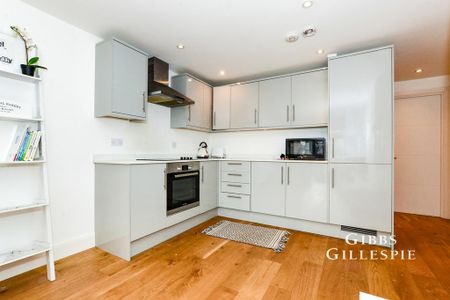 2 bedroom flat to rent - Photo 4