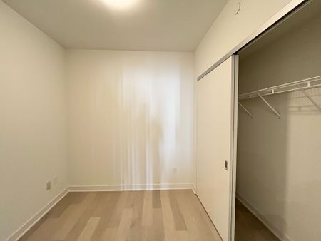 For Lease - 11 Yorkville Avenue Unit# 1107, Toronto, Ontario - Photo 2