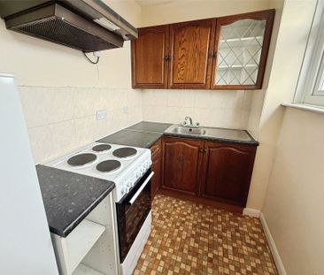 Marine Park, Paignton, Devon, TQ3 - Photo 2