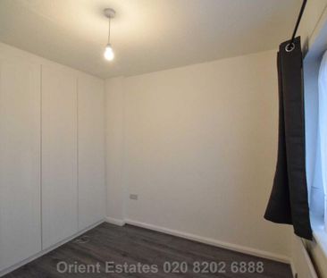 3 bedroom end of terrace house to rent - Photo 5